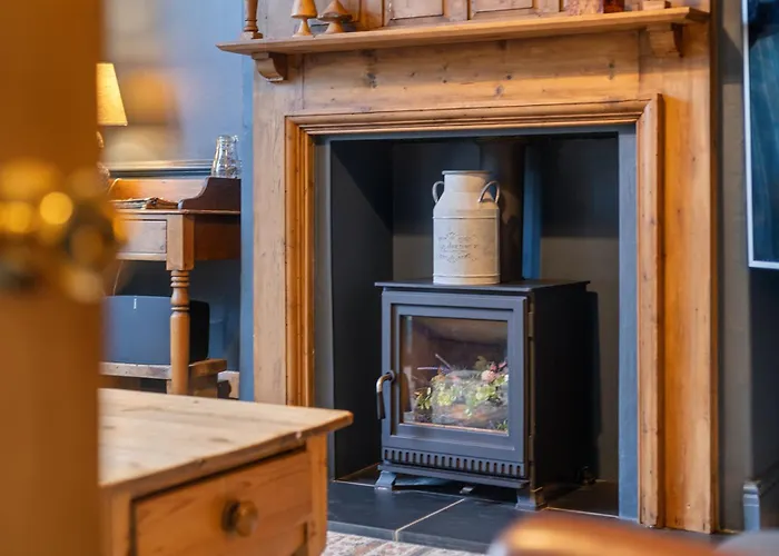 Casa vacanze Gorgeous Victorian Town-house In With Parking - Pass The Keys *