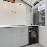 Gorgeous Victorian Town-house In With Parking - Pass The Keys Hébergement de vacances *