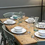Hébergement de vacances Gorgeous Victorian Town-house In With Parking - Pass The Keys *