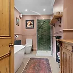 Gorgeous Victorian Town-house In With Parking - Pass The Keys Hébergement de vacances York